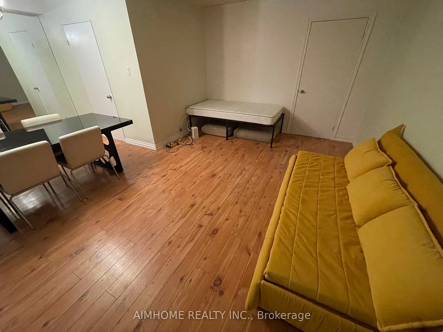 2 bed, $2,400 — Photo 4
