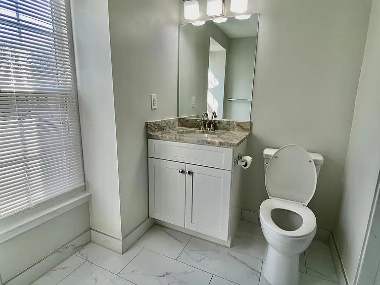 610 Coral Reef Dr — Photo 21
