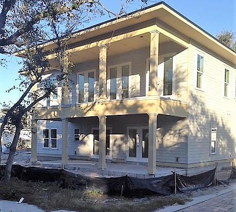 3rd image of 3272 1st Ave