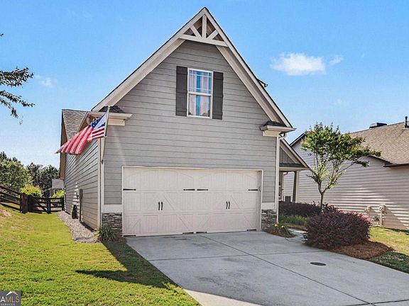 2nd image of 194 Hawthorne Ridge Cir