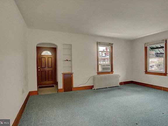 4th image of 209 Homewood Ave