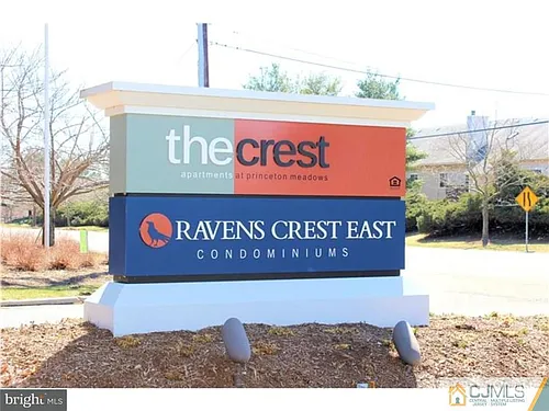 1609 Ravens Crest Dr Photo 1