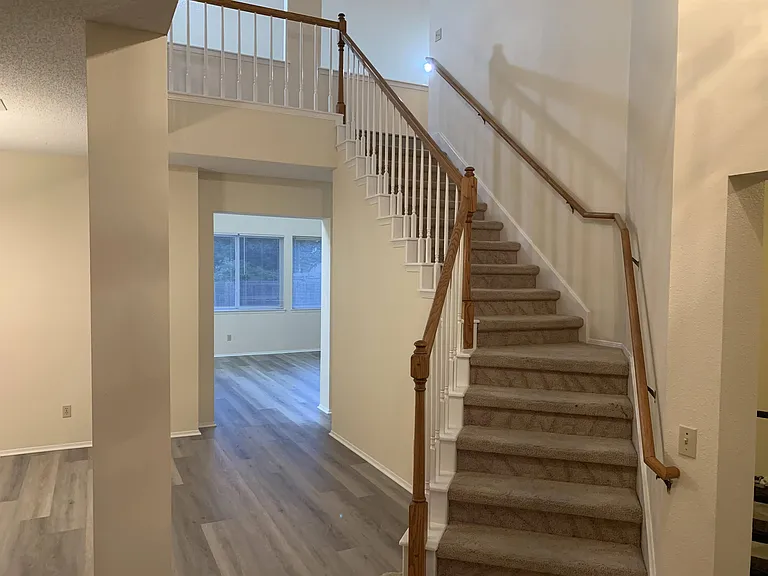 10911 Grassmere Ct — Photo 6