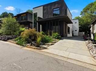 707 Chamberlain St, Raleigh, NC 27607