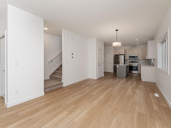 5th image of 10920 & 10922 154th St NW