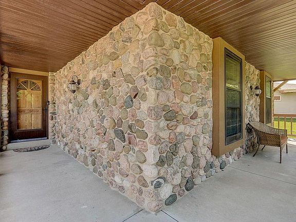 2nd image of 8509 W Beacon Hill Dr