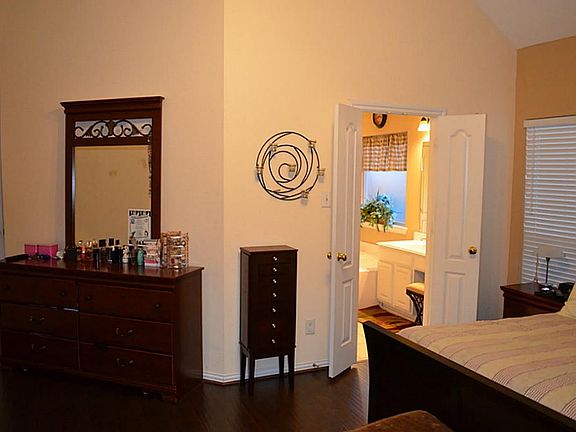 5th image of 11822 Aerie Dr