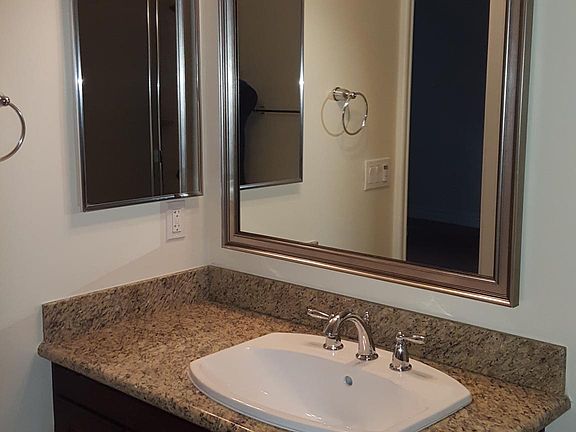 3rd image of 4824 Tujunga Ave Ph 8