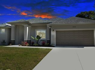 395 Burke Rd, Venice, FL 34293