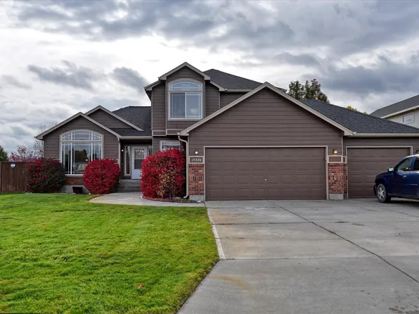 15226 E 17th Ct, Veradale, WA 99037
