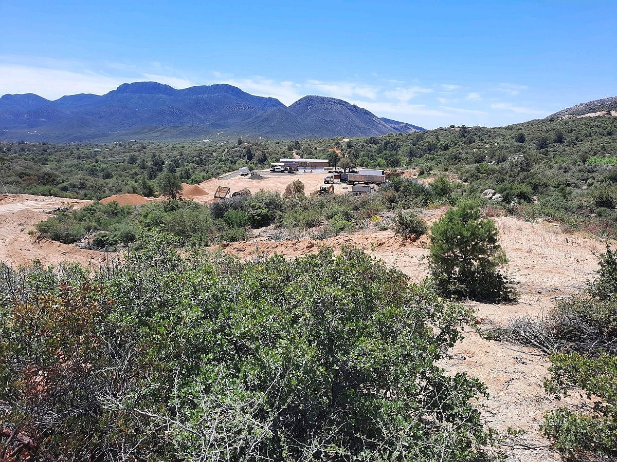 219 N Chicory Ln, Winkelman, AZ 85192 Zillow