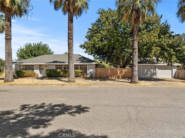 305 5th St, Corning, CA 96021