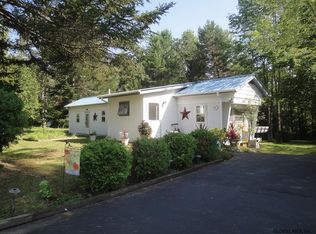59 Cedar Hill Dr, Schroon Lake, NY 12870
