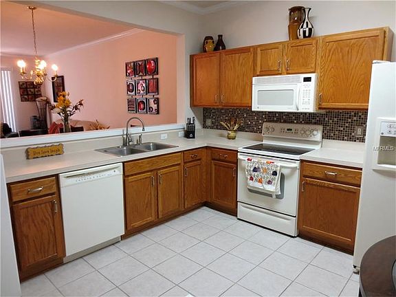 5th image of 2724 Conch Hollow Dr