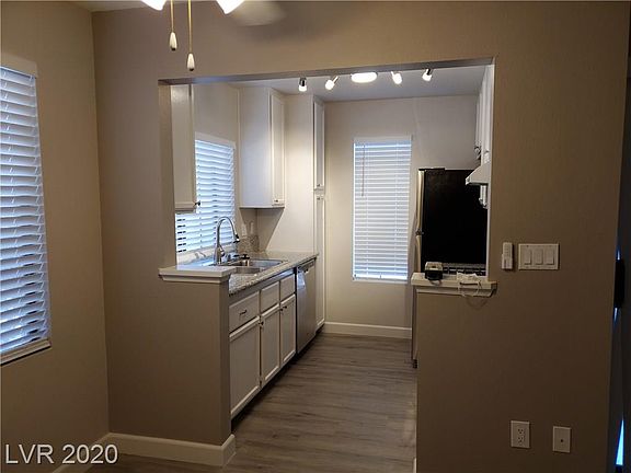 2nd image of 4831 Nara Vista Way Unit 103