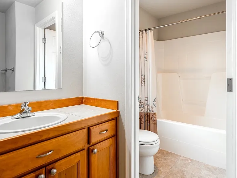 17608 Panorama Blvd E — Photo 10