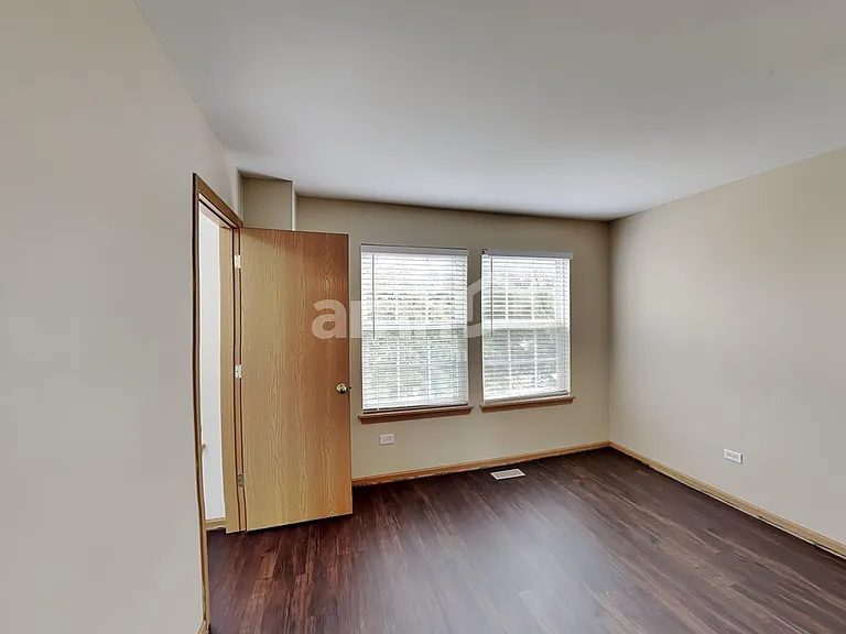 2505 Paradise Cir — Photo 16