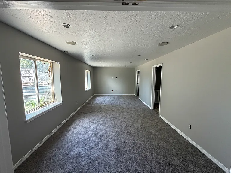 11246 S Glen Croft Ln — Photo 9
