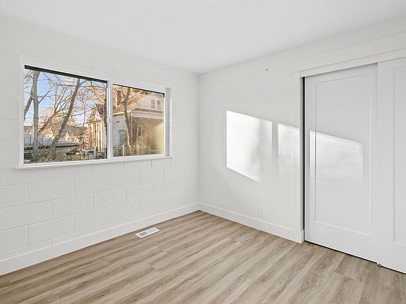 5th image of 2263 S Lake St APT 4