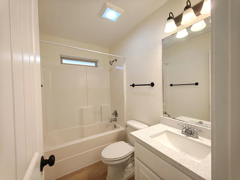 807 Dove Run Trl — Photo 18