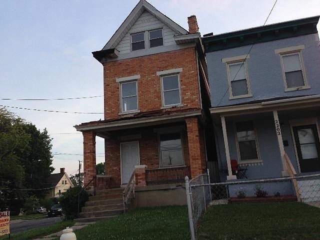 1st image of 2200 Lawn Ave