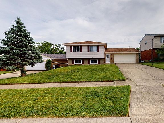2nd image of 11905 Hamden Dr