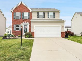 1400 Celtic Dr, Pataskala, OH 43062