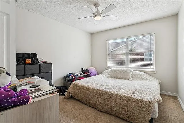 3001 Meadow Lake Dr E — Photo 9