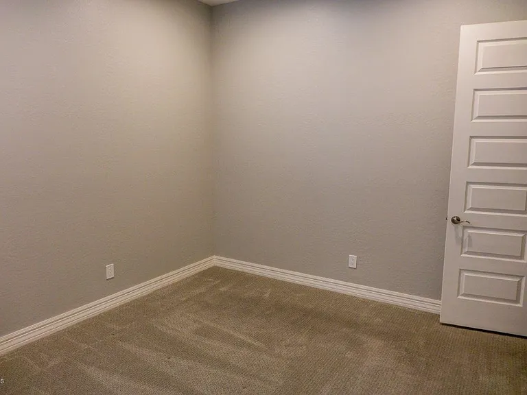 9775 W Rowel Rd — Photo 27