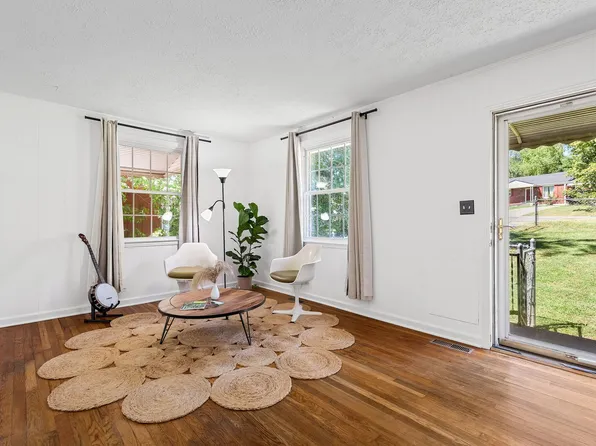 103 Stirton Rd, Nashville, TN 37210