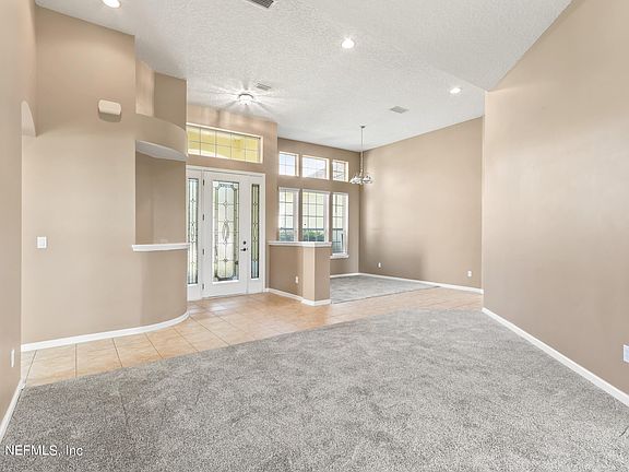 5th image of 3550 VICTORIA LAKES Drive N
