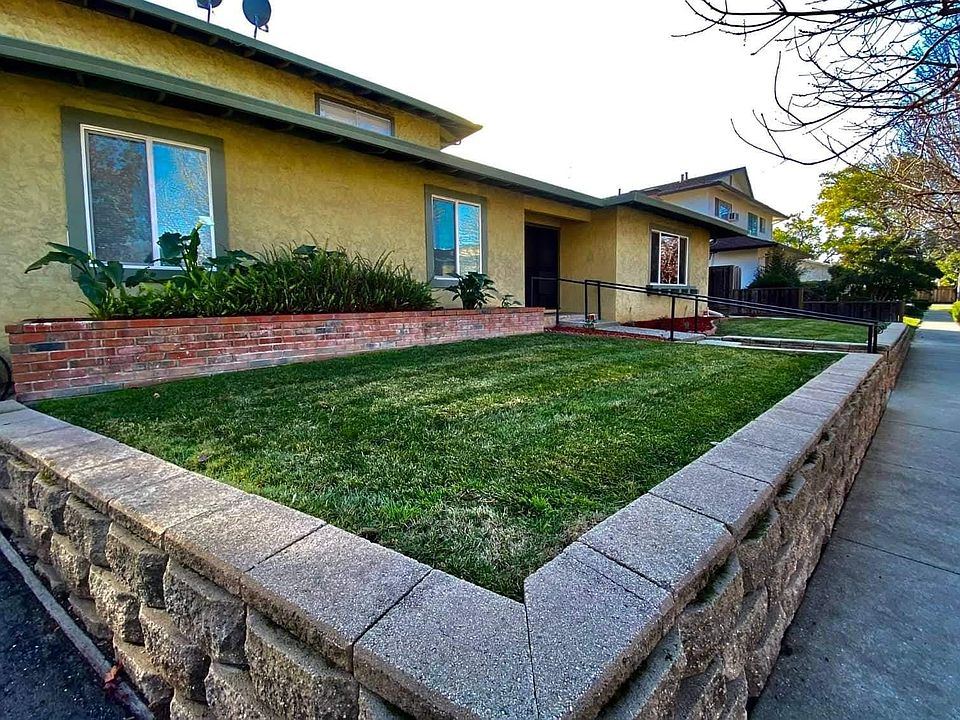 1st image of 710 W Valley Dr
