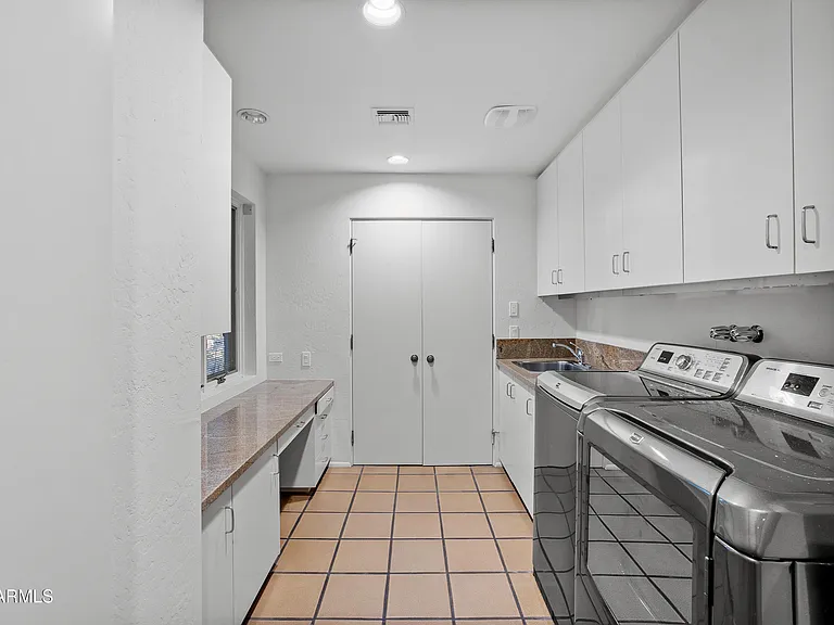 6700 E Hawksnest Rd — Photo 49