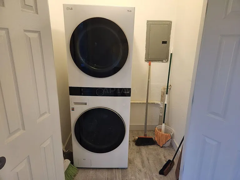 53 Albion St #1 — Photo 15