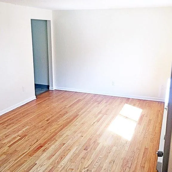 273 Queen St #15A — Photo 5