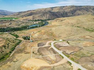 2 Margarets Way, Horseshoe Bend, ID 83629