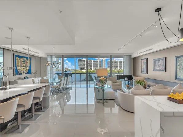 3300 NE 188th St APT 318, Aventura, FL 33180