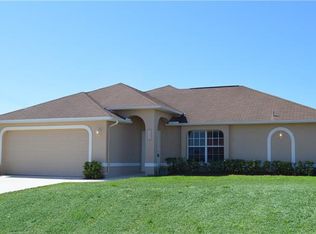 4023 26th St SW, Lehigh Acres, FL 33976