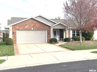 5313 W Flagstone Dr, Peoria, IL 61615