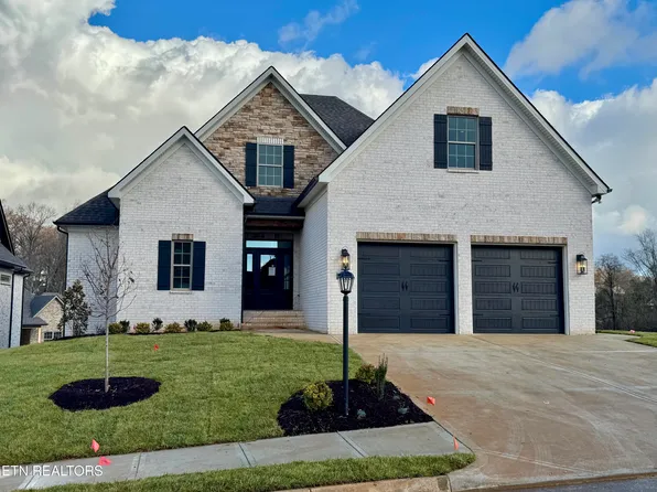 12011 Avery Woods Ln, Knoxville, TN 37921