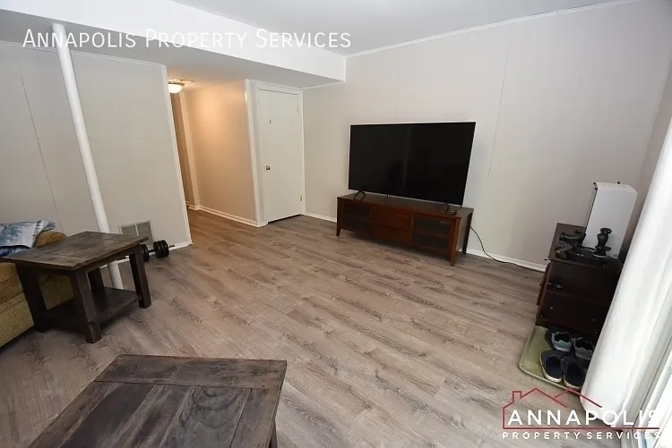 518 Bay Dale Ct — Photo 9