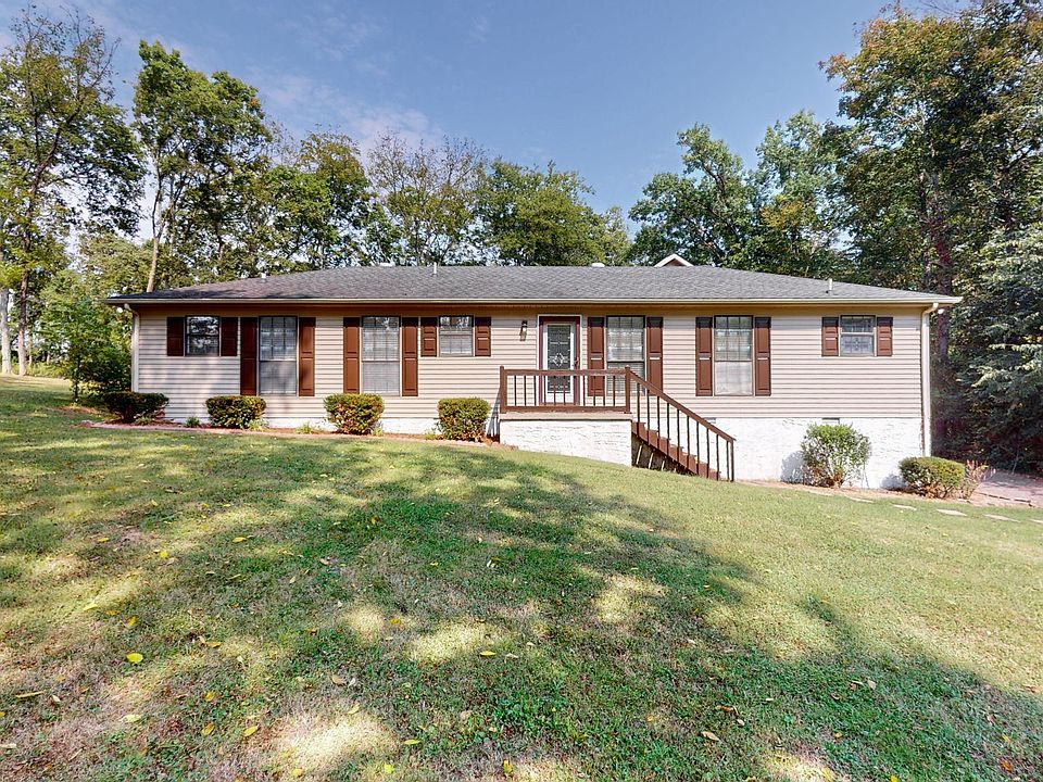 1st image of 126 Stonegate Dr