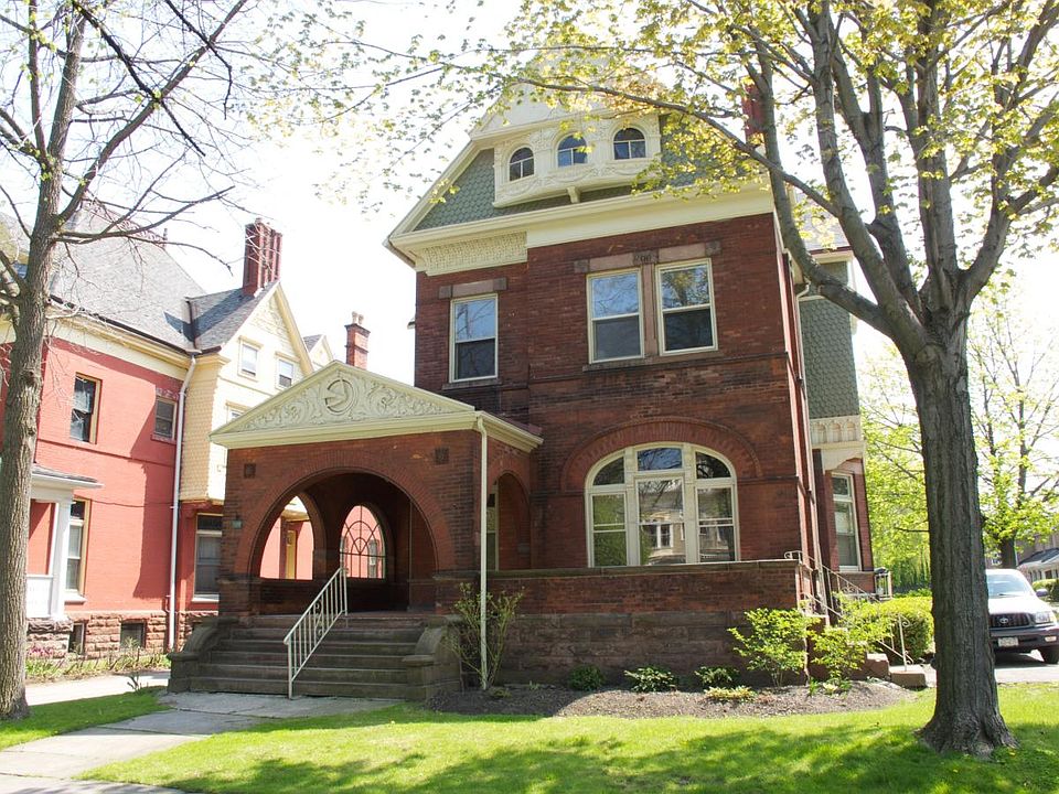 1st image of 437 Linwood Ave APT 2