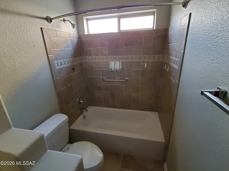 10254 E Calle Cadiz — Photo 24