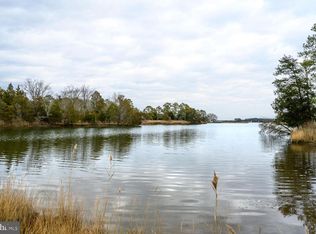 5211 Heron Rd, Cambridge, MD 21613