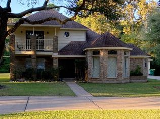 540 Baywood Dr, Seabrook, TX 77586