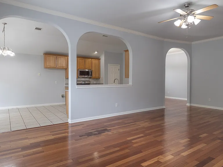 8214 Cornerwood Dr — Photo 18