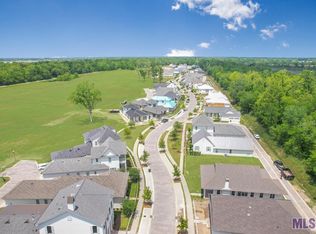 2833 Courtyard Ln, Baton Rouge, LA 70820
