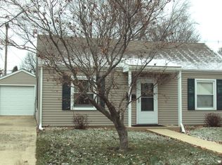 6 Gerald Rd, Rantoul, IL 61866