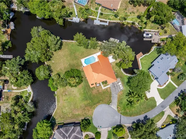 11649 W Clubview Dr, Homosassa, FL 34448